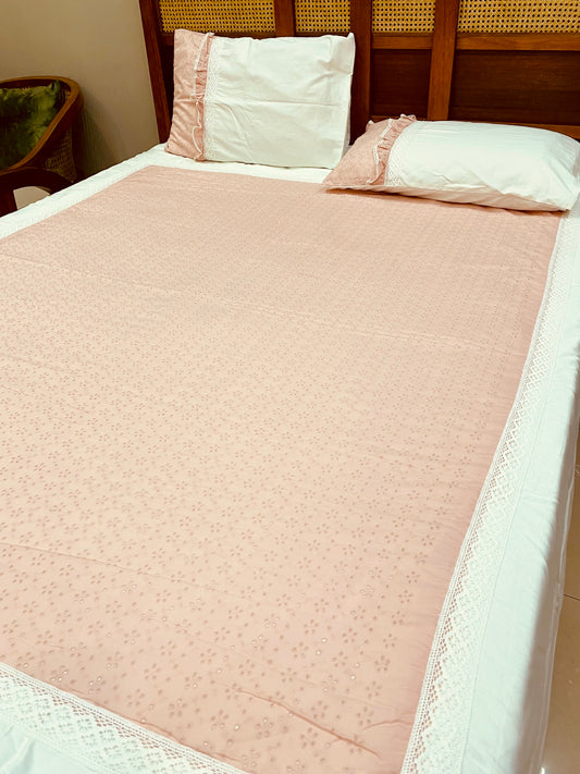 Bedspread - Pink Hakoba (Bedspread + 2 Designer Pillowcases)