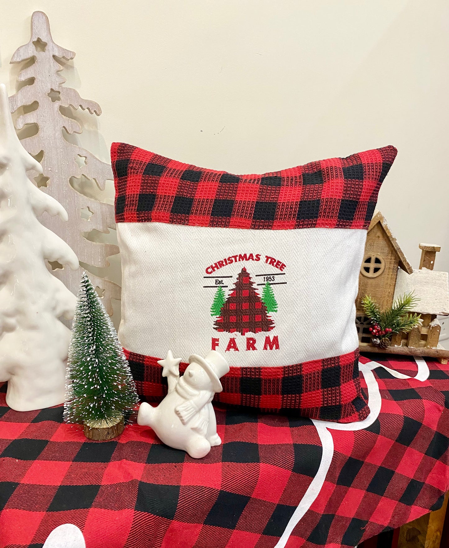 Buffalo plaid cushion cover