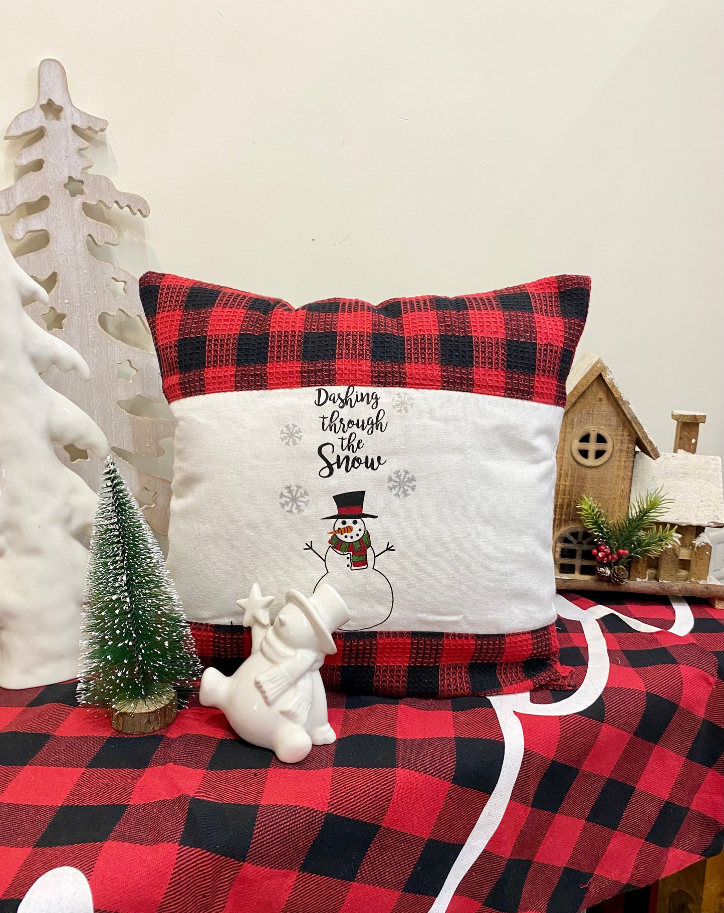 Buffalo plaid cushion cover