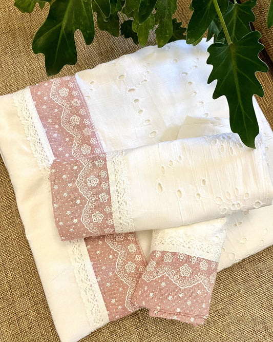 White Love bedsheet